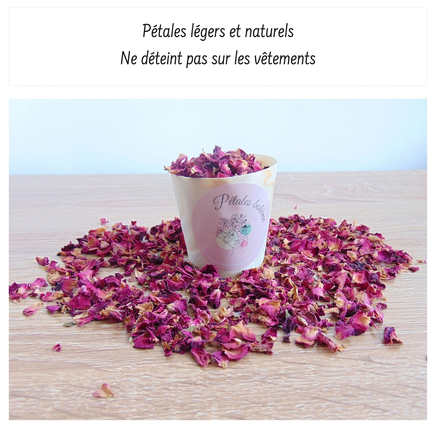 confettis petales de rose rouge